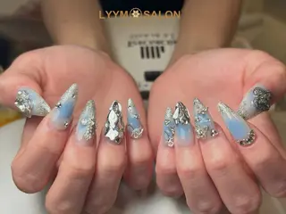 ネイル LYYM Salonのネイルデザイン