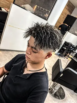 ショート カラー パーマ ヘアアレンジ メンズ men'slapis YUTOのヘアスタイル