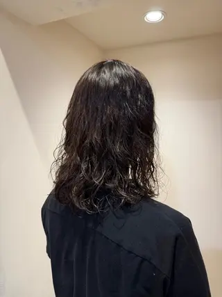 ミディアム パーマ anju/レイヤー カット/ハイトーンのヘアスタイル