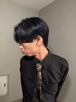ショート カラー パーマ メンズ センターパート特化 井上健太のヘアスタイル