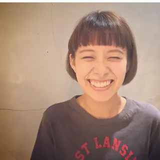 ショート 金子 歩実のヘアスタイル