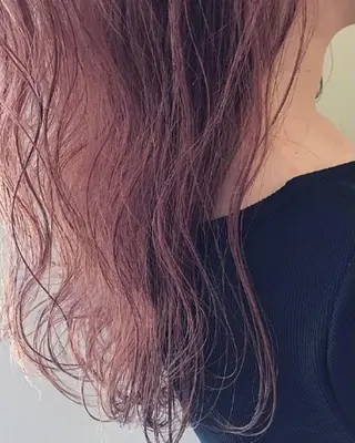 カラー ミヤワキ モモコのヘアスタイル