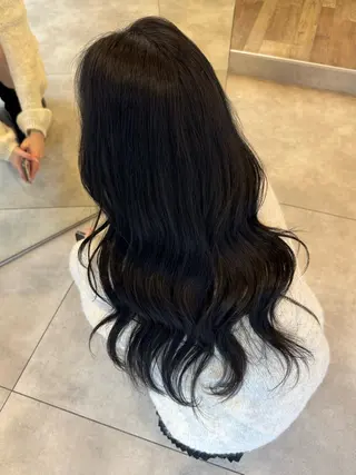 ロング カラー 透明感カラー ユウトのヘアスタイル