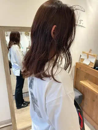 ミディアム カラー 🩰オリーブ/ ベージュ松本咲花🩰のヘアスタイル