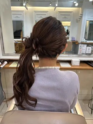 ロング ヘアアレンジ 横浜⭐️ブリーチ モデル💫あみ💫のヘアスタイル