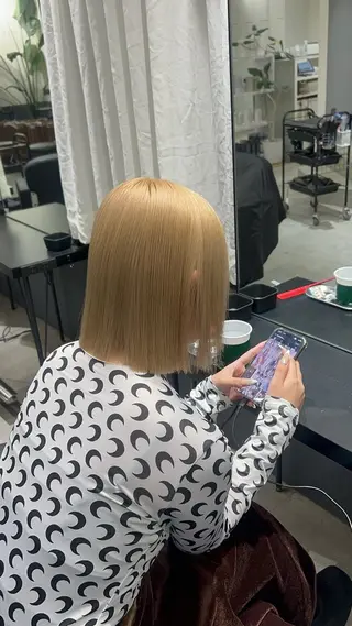 カラー YUDAIブリーチ• カラー/心斎橋•難波のヘアスタイル