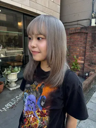 セミロング 大人可愛い🧸 艶髪✨かおるのヘアスタイル