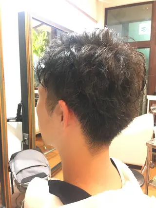 ショート カラー パーマ ヘアアレンジ メンズ men's特化　石井 貴章のヘアスタイル
