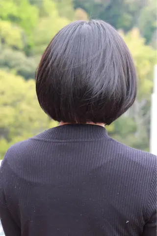 ショート カラー Viage （ビアージュ）のヘアスタイル