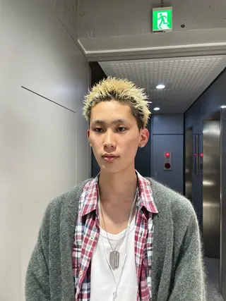 カラー メンズ ツイスパ/シャドウ MANARUのヘアスタイル