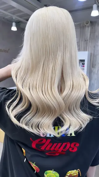 ロング 中道 晶のヘアスタイル
