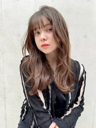 セミロング パーマ IPPO 下北沢のヘアスタイル