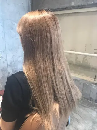 ロング カラー パーマ ヘアアレンジ メンズ キッズ ネイル マツエク・マツパ サロンドミルク 渋谷高比良のヘアスタイル