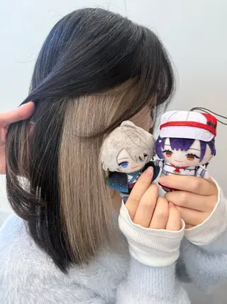 ロング カラー インナーカラー 推し ブリーチ 髪質改善のヘアスタイル