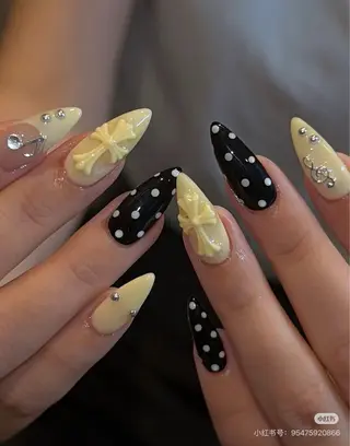 ネイル Yuna NAILSのネイルデザイン