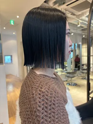 ミディアム 西田  美侑/ 前髪・顔周りカットのヘアスタイル