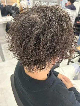 ショート カラー パーマ ヘアアレンジ メンズ 🔥メンズパーマ 特化 渡辺一翔のヘアスタイル