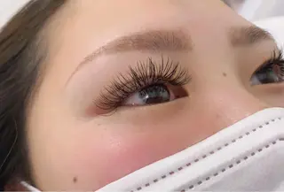 マツエク・マツパ eyelash Anmut Lunaのマツエク・マツパデザイン