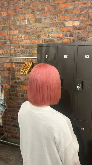 カラー the BRIDGE マナ🎀のヘアスタイル