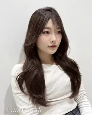 ロング 椋 愛穂のヘアスタイル