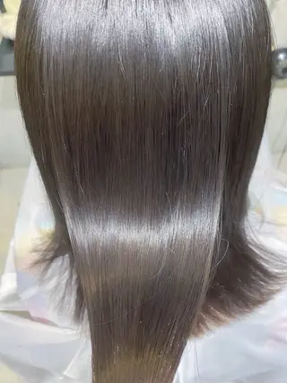 セミロング カラー ヘアアレンジ 🕊️絹髪縮毛矯正✨ トップスタイリスト✨のヘアスタイル