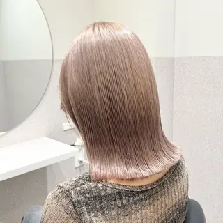 ショート カラー 🩵ブリーチカラー MIORI🩵のヘアスタイル