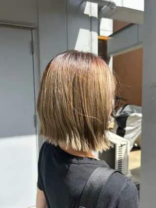 カラー 西村 優那のヘアスタイル