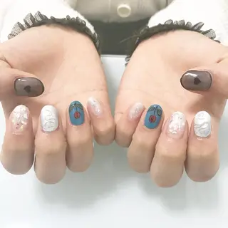 ネイル 板垣 綾乃のネイルデザイン