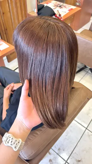 ミディアム カラー 🫧透明感 ×艶🫧 吉田 陽菜のヘアスタイル