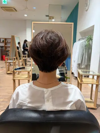 ショート 伊藤 由華のヘアスタイル