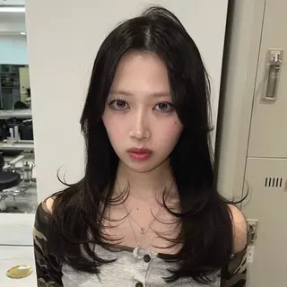 カラー レイヤーカット TENSHOのヘアスタイル