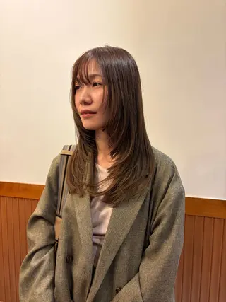 セミロング SASAnagano 岩下サードゥのヘアスタイル