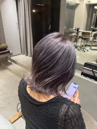 ショート バタフライレイヤー/ ニシトモユキのヘアスタイル