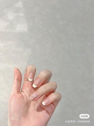 ネイル エリ🫧 nail池袋東口のネイルデザイン