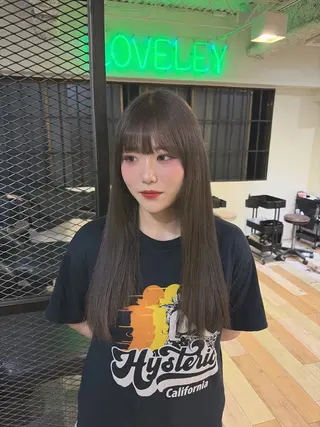 ロング 💜🦋 COCONA🦋💜のヘアスタイル