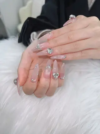 ネイル Sora  Nail 長さ出し専門店のネイルデザイン