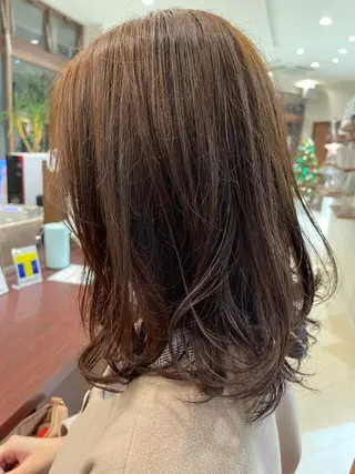 セミロング 梶谷 和希のヘアスタイル