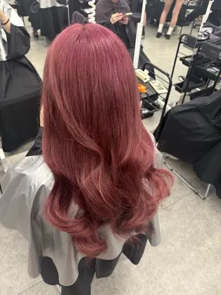 ロング カラー 野口 楓華のヘアスタイル