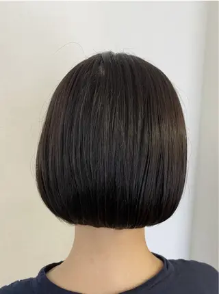 ショート ヨゴ アヤカのヘアスタイル