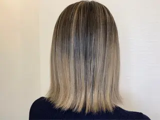 ミディアム カラー ヘアカラー&縮毛矯正 STAR☆RIVERのヘアスタイル