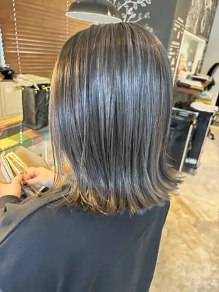ミディアム カラー SAYA ‪🌱‬のヘアスタイル