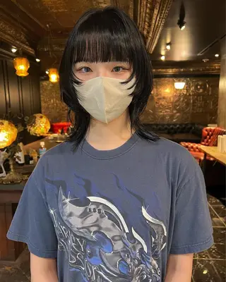 ミディアム カラー 圧倒的デザイン力 店長🎨RENAのヘアスタイル