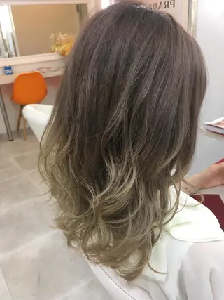 セミロング カラー 髪質改善 中川 翔のヘアスタイル