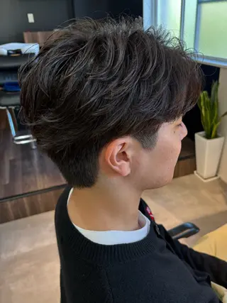 メンズ 保立フェザーパーマ 大人メンズヘア船橋駅のヘアスタイル