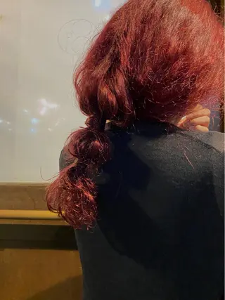 カラー ヘアアレンジ KYOKA .のヘアスタイル