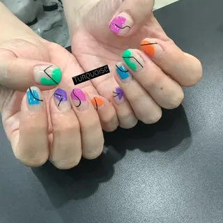ネイル 個性派ネイルサロン 💅🏼ターコイズのネイルデザイン