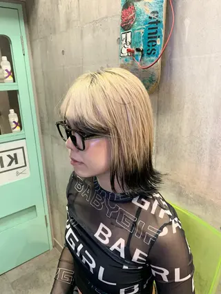 ショート ハイトーン/メンズ/ ウルフ特化 小松のヘアスタイル