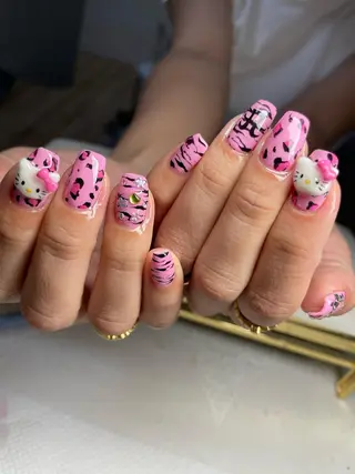 ネイル Maggie staffのネイルデザイン