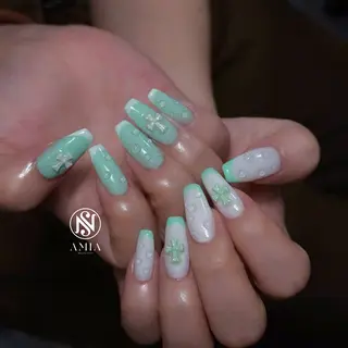 ロング 🌟AMIA BEAUTY🌟のネイルデザイン