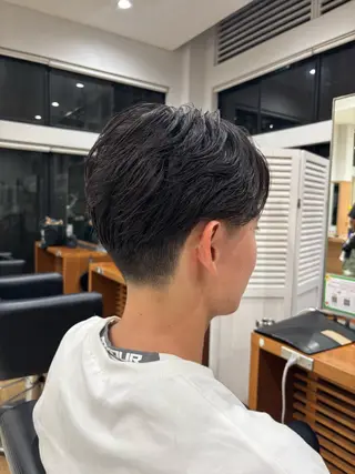 パーマ メンズ 垣村艶樹 /フェード&刈り上げのヘアスタイル